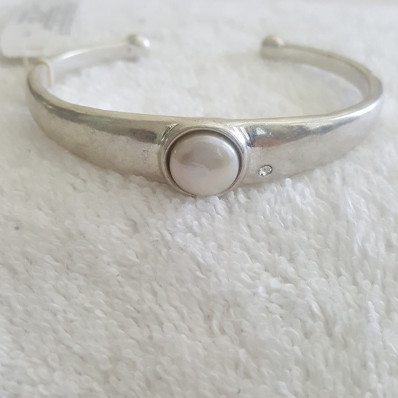 Lucky Brand Jewelry - New Lucky Brand Silver Tone Pearl Cuff Bracelet